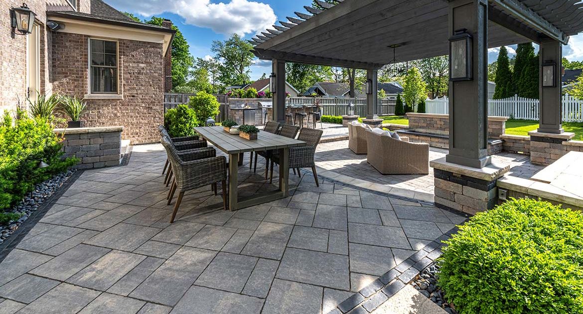 paver_patio_installation_rolling_meadows_illinois